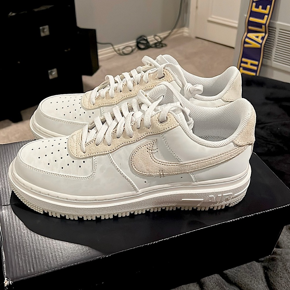 Nike Air Force 1 Luxe- Summit White- Size 11